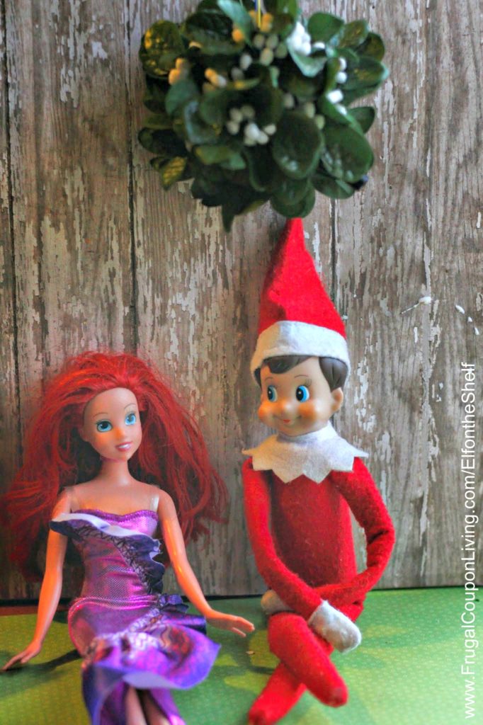 elf-on-the-shelf-ideas-mistletoe