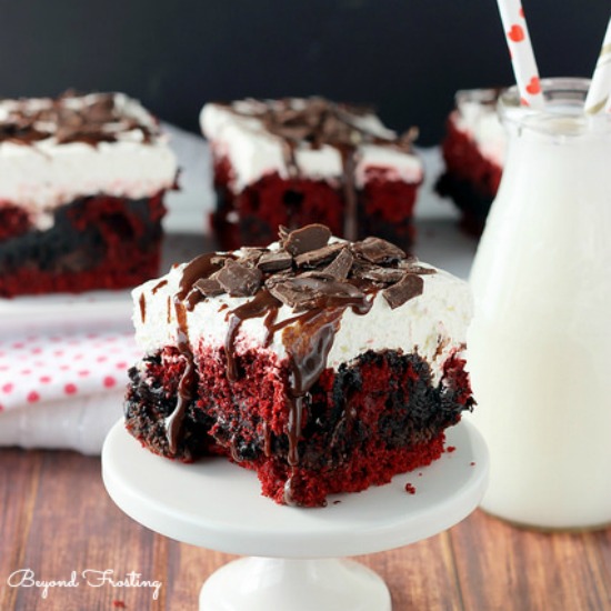 Red-velvet-brownie-cakes-smaller