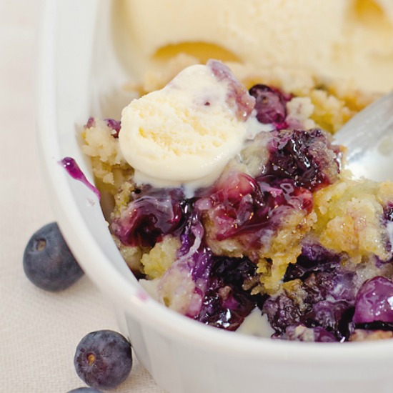 dump-cake-recipe-blueberry-smaller