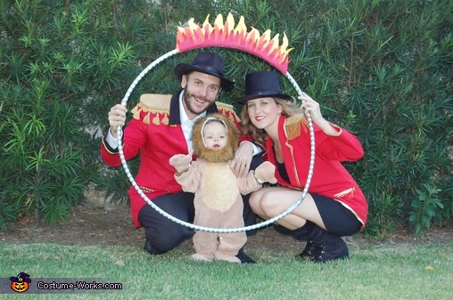 lion_tamer_family