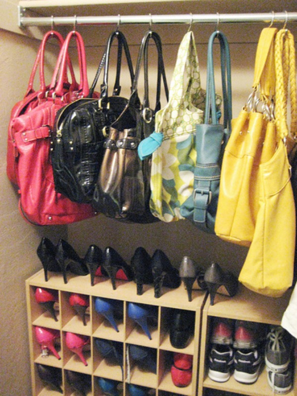 shower-hooks-purses-600