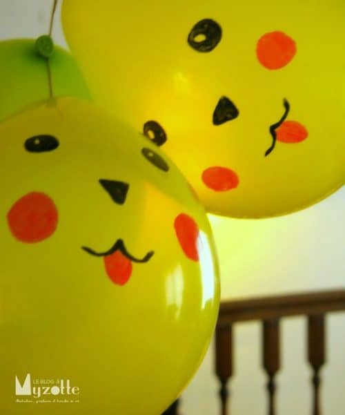 pichachu-yellow-balloons