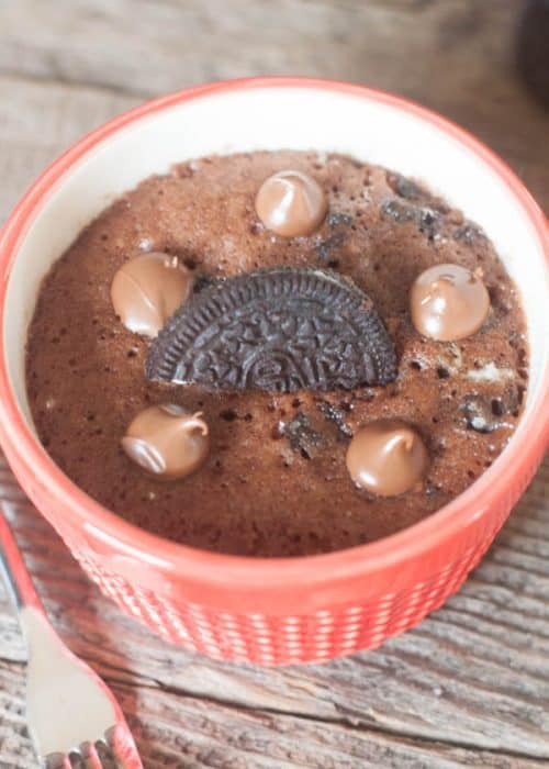 chocolate-oreo-mug-cake-recipe-sweettreatsmore-com-2