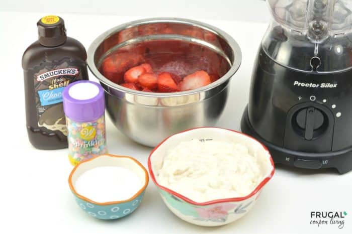 Chocolate Covered Strawberry Popsicles Ingredients