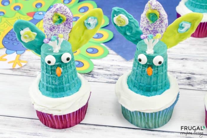 Bird-Themed Party Dessert - Peacock Cupcakes