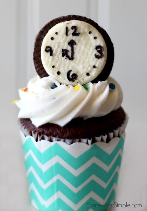 New Year's Eve Countdown Cupcakes for Kids