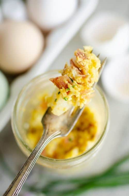 Microwave Scrambled Eggs in a Mason Jar + Simple Breakfast Ideas