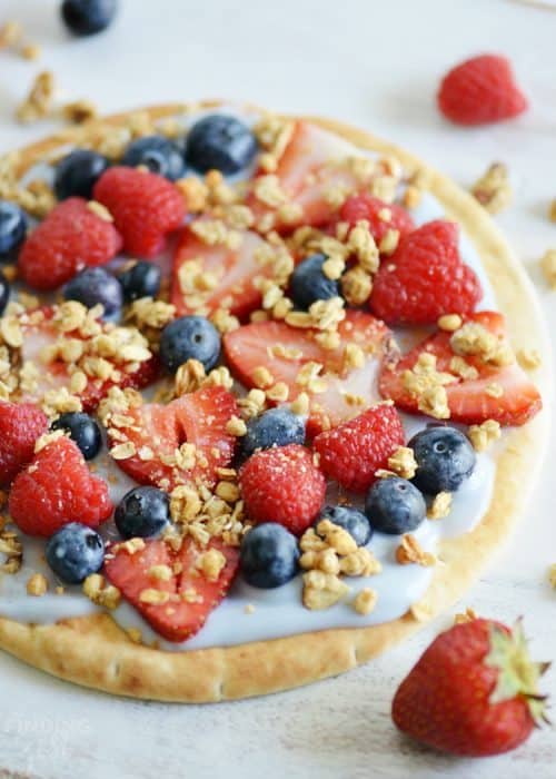 Healthy Yogurt Fruit Pizza | Easy Breakfast Ideas, Healthy Clean Eating