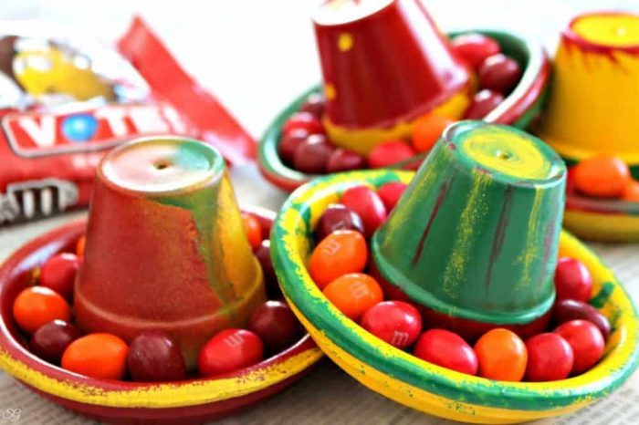 Cinco de Mayo Clay Pot Decor and Crafts