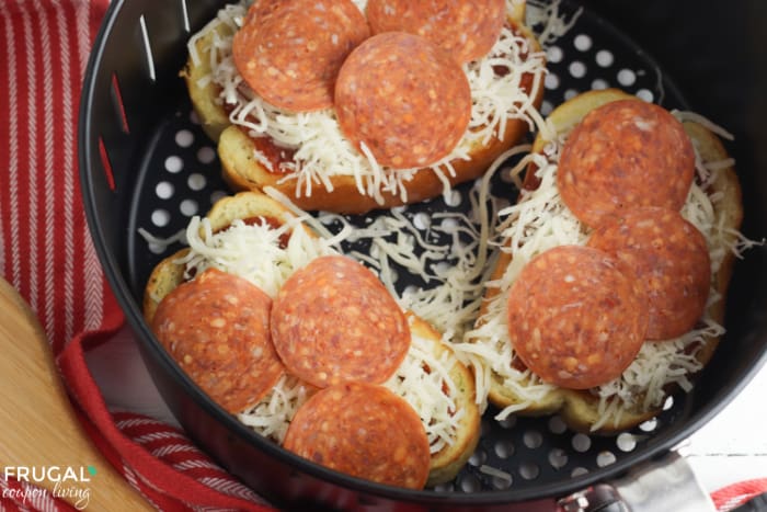 Airy Fryer Pepperoni Pizza