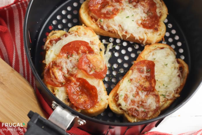 how to make pizza in the air fryer