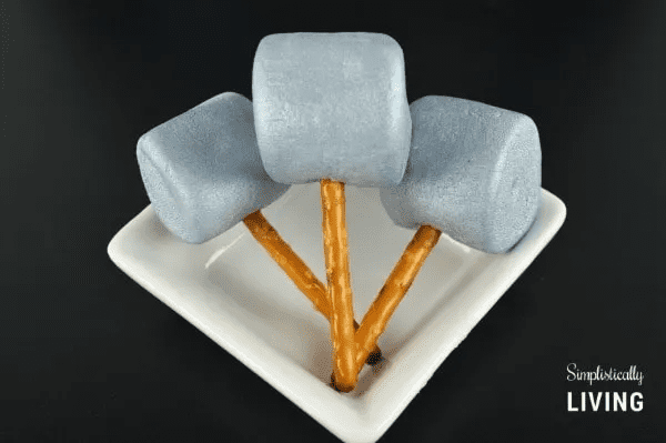 fun marvel party food thor pretzel and marshmallow hammer idea